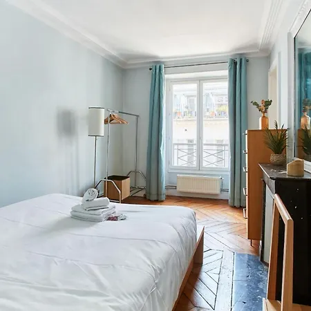 Bnbnova - 2br - Palais Garnier & Place Vendome Parijs